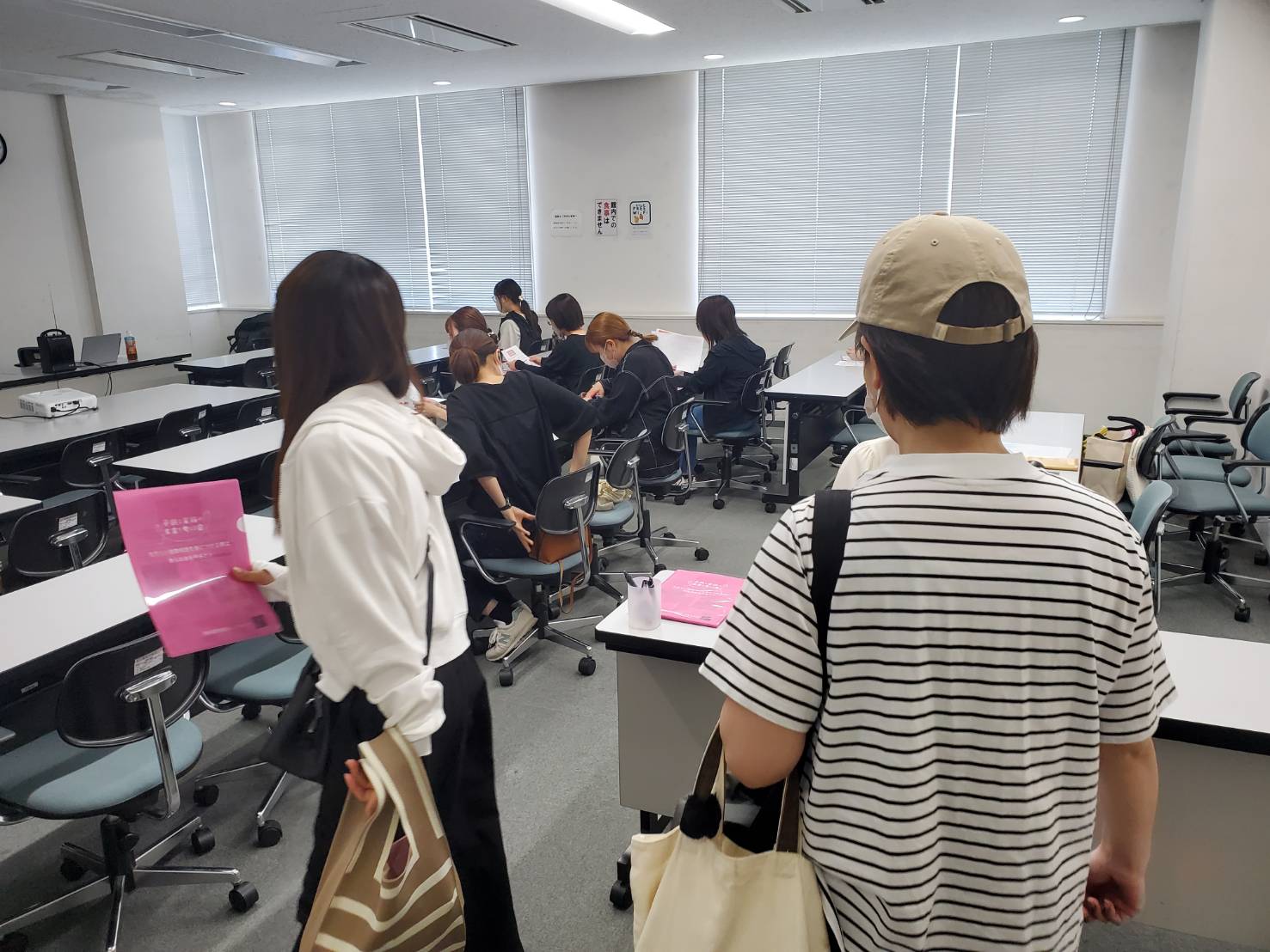 九州エリアで金融リテラシーの提供に貢献いただいている鈴木先生の活動報告